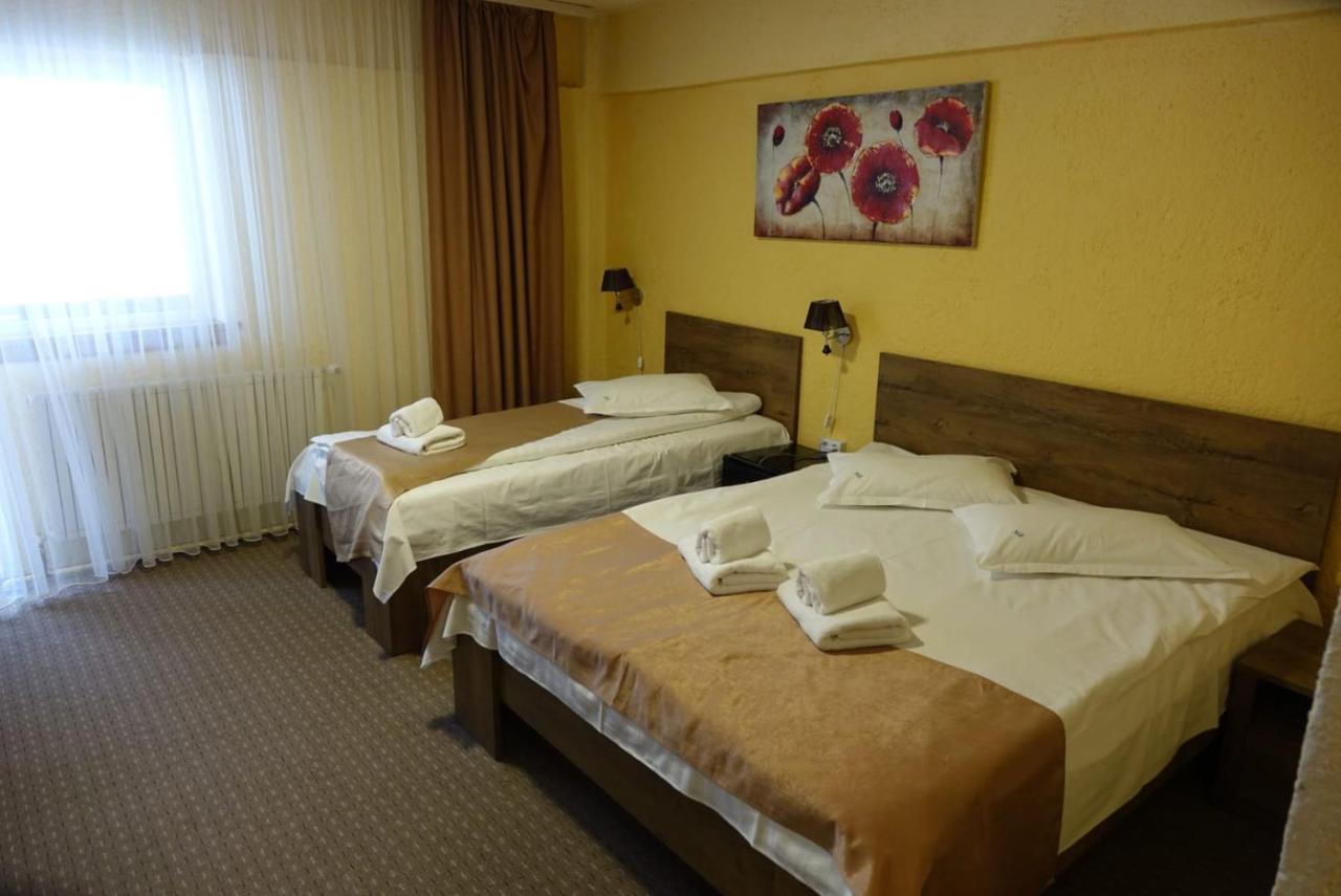 Cabana Fulg De Nea Predeál Kültér fotó