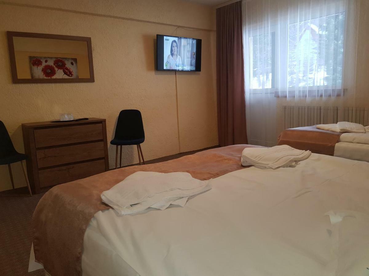 Cabana Fulg De Nea Predeál Kültér fotó
