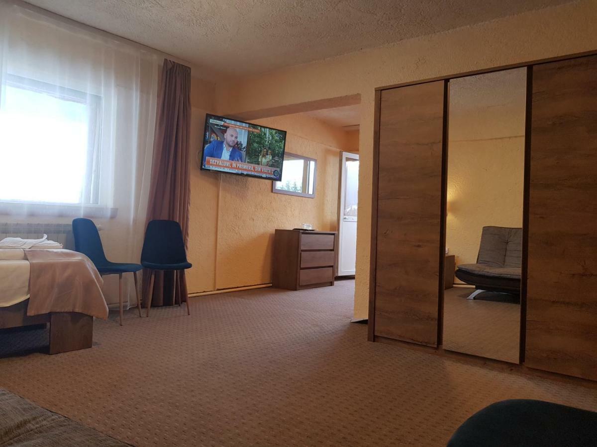 Cabana Fulg De Nea Predeál Kültér fotó
